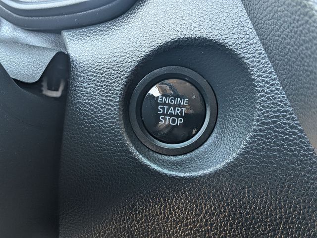2024 Toyota Corolla Cross - Image 22