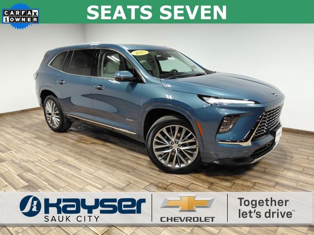 2025 Buick Enclave Avenir AWD