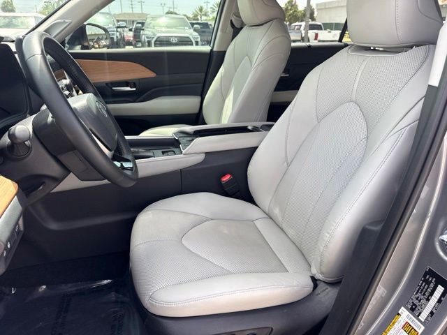 2026 Toyota Grand Highlander Limited - Photo 11