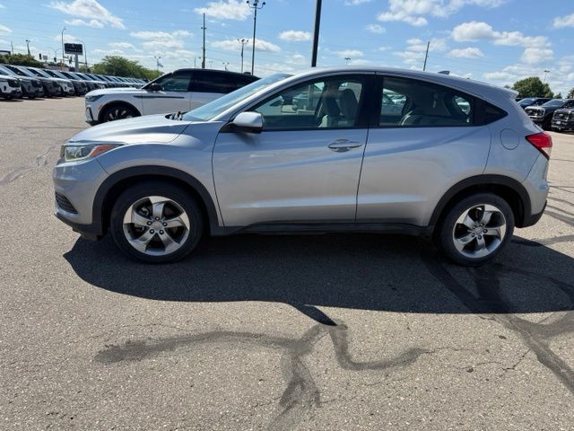 2019 Lunar Silver Metallic Honda HR-V LX AWD SUV