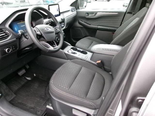 used 2025 Ford Escape car, priced at $26,625