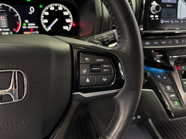 2025 Honda Odyssey Elite White at Superior Honda