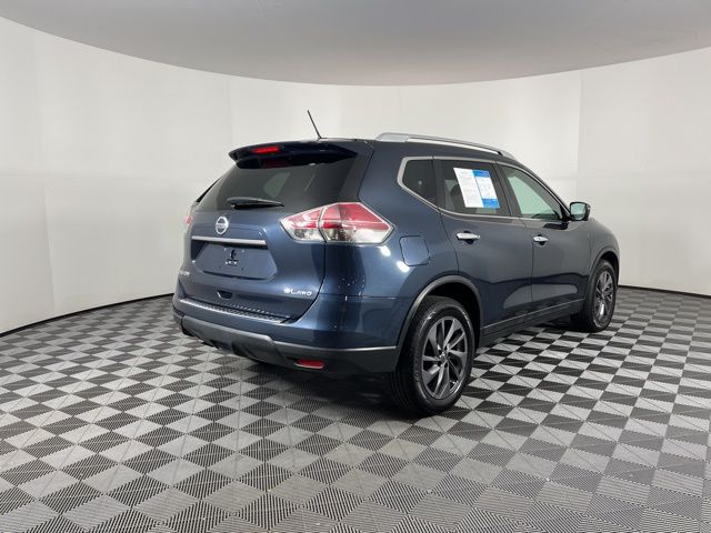 2016 Nissan Rogue SL 10