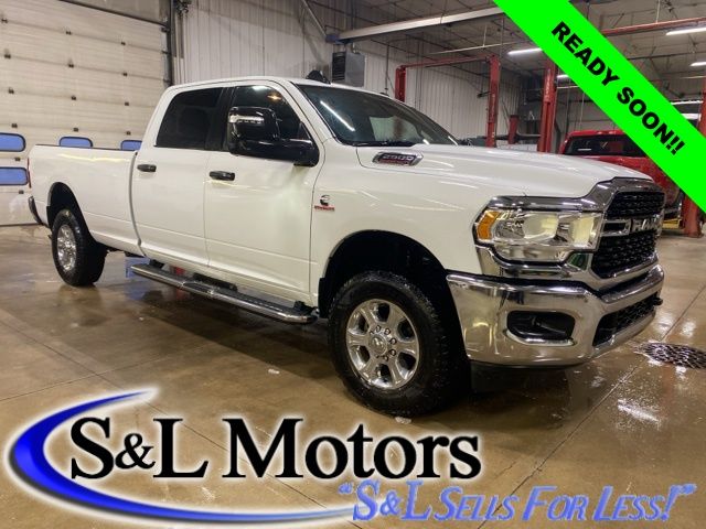 2024 RAM 2500 Big Horn Crew Cab LB 4WD