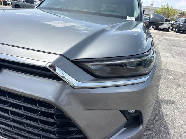 2026 Toyota Grand Highlander Limited - Photo 9
