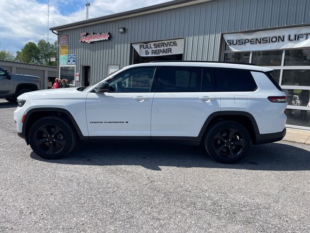 2023 Jeep Grand Cherokee L Altitude - Bright White Clearcoat exterior view 4
