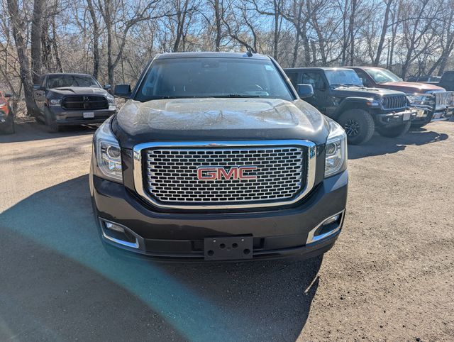 2017 Gray GMC Yukon SLT 4X4 SUV