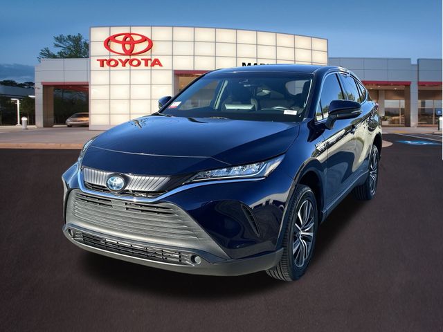 2021 Toyota Venza LE 26