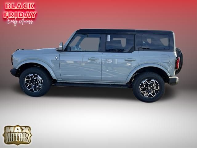 2024 Ford Bronco Outer Banks 8