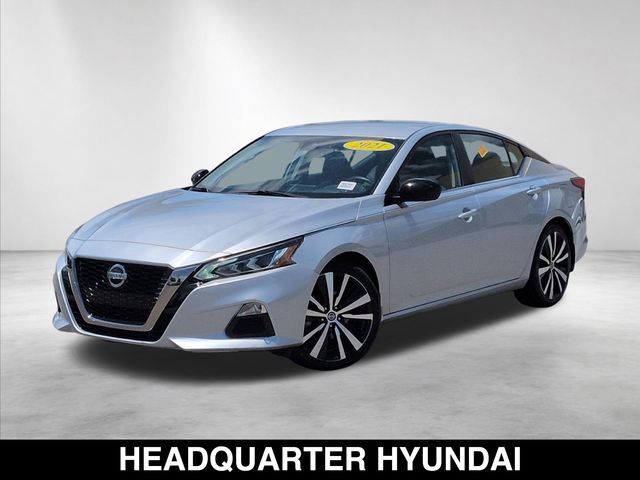 Brilliant Silver Metallic 2021 Nissan Altima 2.5 SR FWD Sedan Front-Wheel Drive Continuously Variable Transmission
