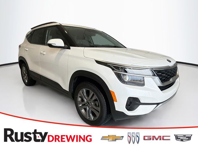 Snow White Pearl 2021 Kia Seltos SUV / Crossover Front-Wheel Drive Continuously Variable Transmission