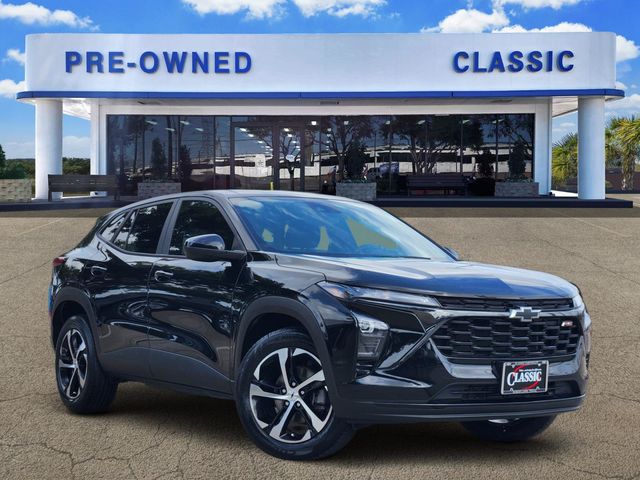 2024 Chevrolet Trax 1RS Black at Monument Chevrolet