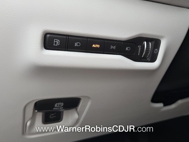 New 2026 Black Jeep Limited image 28