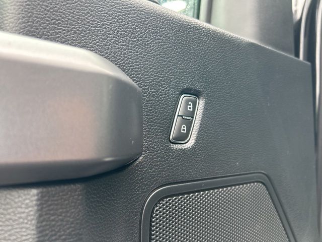 used 2019 Ford F-150 car, priced at $28,999