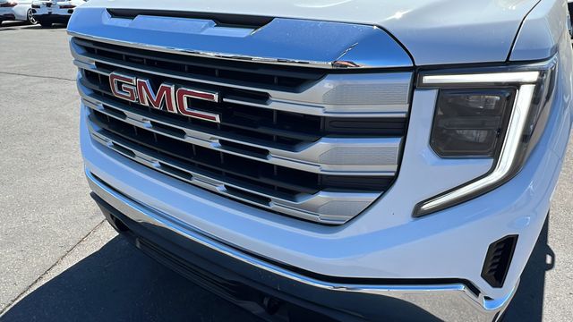 2024 GMC Sierra 1500 SLE 9