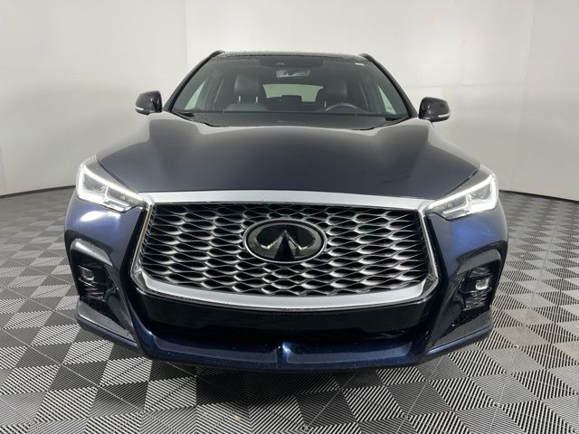 Certified Used 2025 Blue INFINITI LUXE image 3