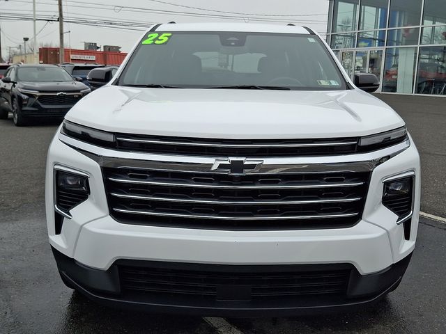 used 2025 Chevrolet Traverse car, priced at $40,550