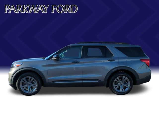 Used 2022 Gray Ford XLT image 2