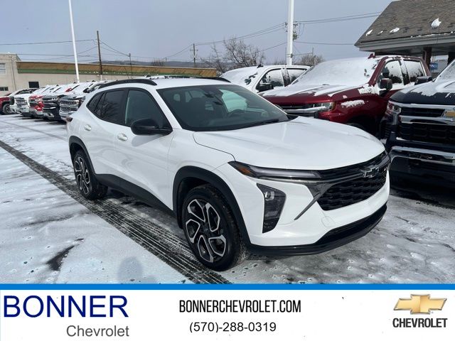 2025 Chevrolet Trax RS with 2RS FWD