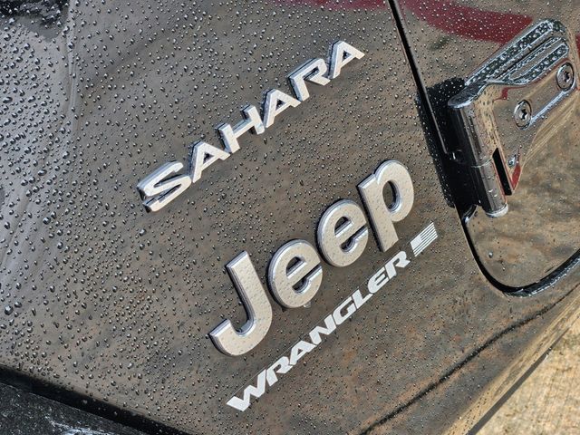 2024 Jeep Wrangler Sahara 8