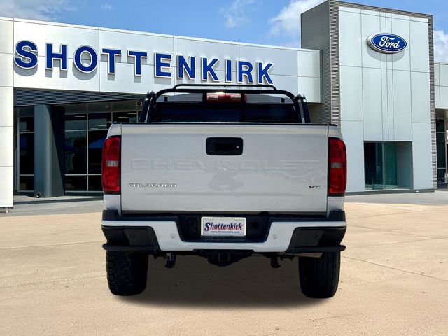 Used 2022 White Chevrolet Z71 image 7