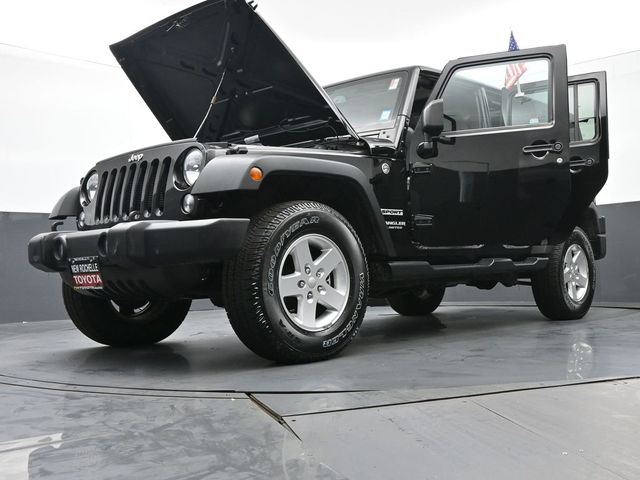 2017 Jeep Wrangler Unlimited Sport 39