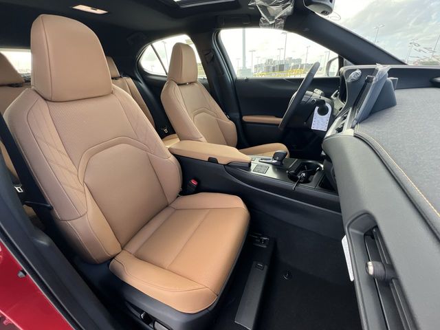 2025 Lexus UX