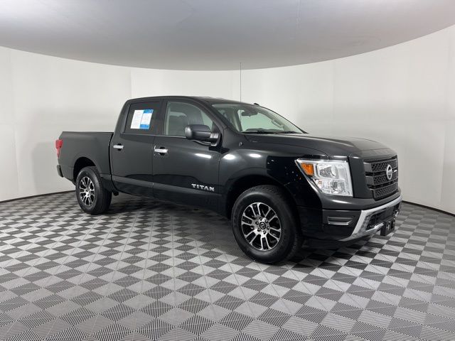 2021 Nissan Titan SV 2