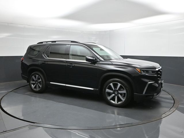 Used 2025 Honda Pilot SUV