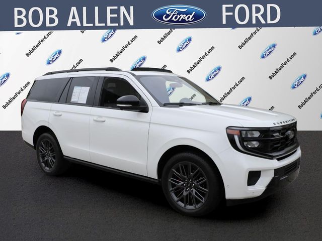 Used 2025 Ford Expedition Platinum with VIN 1FMJU1MG6SEA00818 for sale in Kansas City