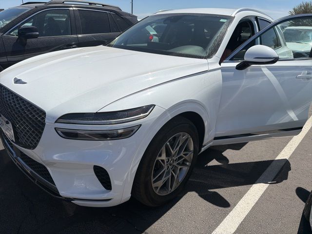 Uyuni White 2025 Genesis GV70 2.5T Standard AWD SUV / Crossover All-Wheel Drive 8-Speed Automatic