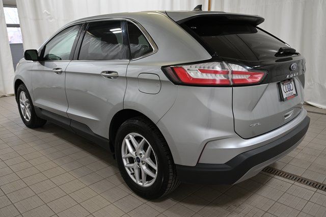 Used 2022 Silver Ford SEL image 10