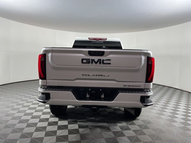 2024 White Frost Tricoat GMC Sierra 2500HD Denali Ultimate 4X4 Truck