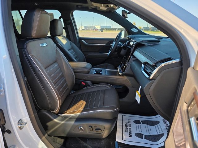 2026 GMC Acadia Denali Ultimate AWD