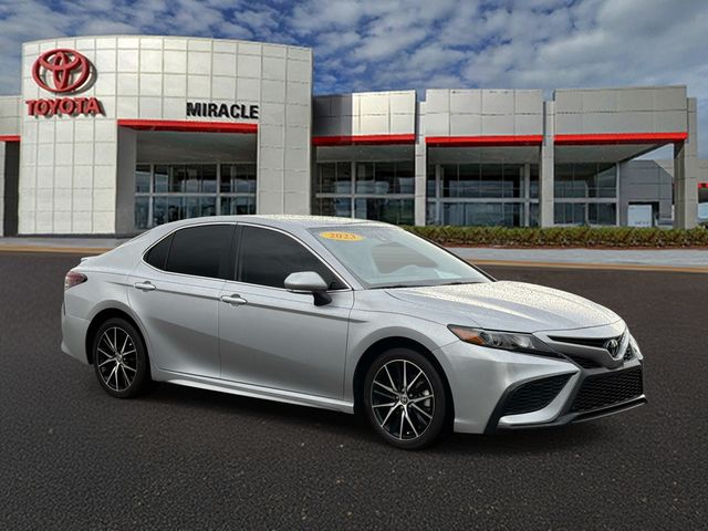 Celestial Silver Metallic 2023 Toyota Camry Sedan Front-Wheel Drive 8-Speed Automatic