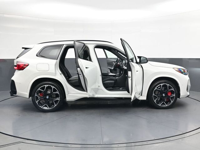 New 2026 White BMW M35i image 37