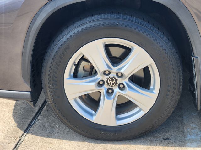 2021 Toyota Highlander L Gray at North Houston Mitsubishi