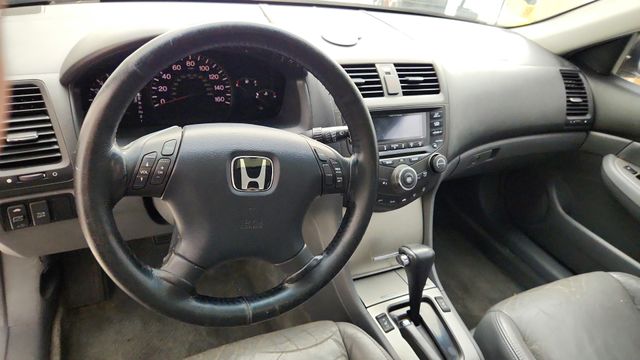 2005 Honda Accord EX-L - 11