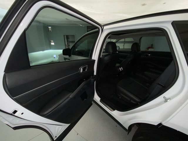 Used 2023 White Kia SX image 23
