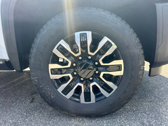 New 2026 White GMC Denali Ultimate image 19
