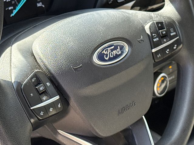 Used 2022 White Ford SE image 29