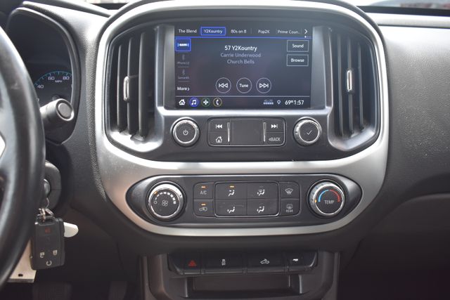 2022 Chevrolet Colorado LT - Photo 25