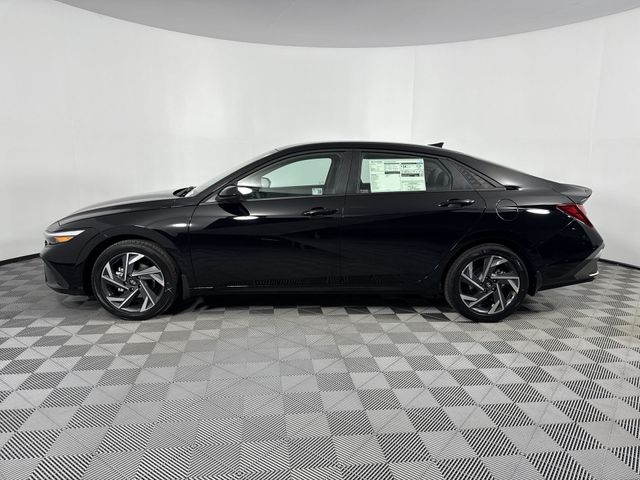 New 2025 Hyundai Elantra For Sale in Indianapolis, IN