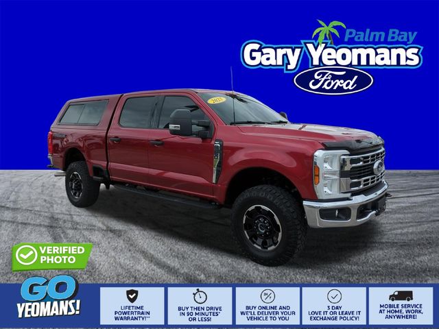 Ruby Red Metallic Tinted Clearcoat 2025 Ford F-250 Super Duty XLT Crew Cab 4WD Pickup Truck Four-Wheel Drive Automatic