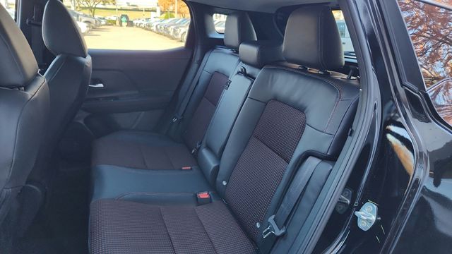 2025 Nissan Kicks