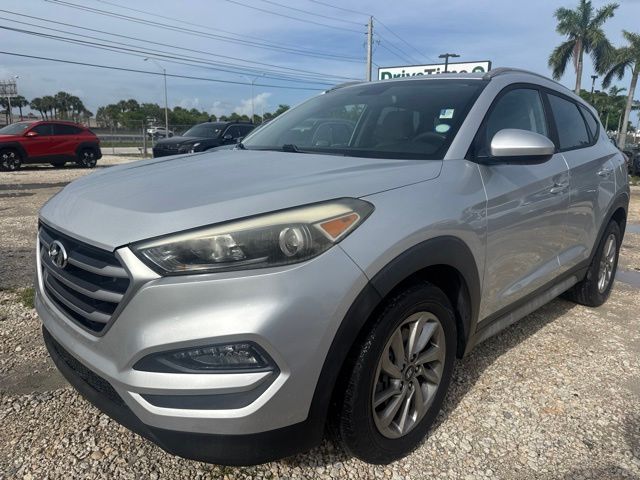 Molten Silver 2018 Hyundai Tucson SUV / Crossover All-Wheel Drive 6-Speed Automatic