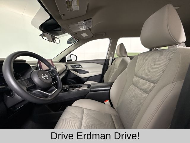 Used 2024 Nissan Rogue SUV