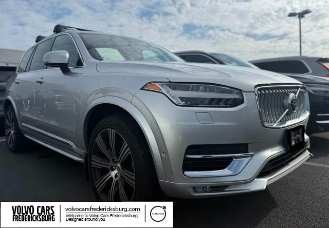 Bright Silver Metallic 2022 Volvo XC90 SUV / Crossover All-Wheel Drive Automatic