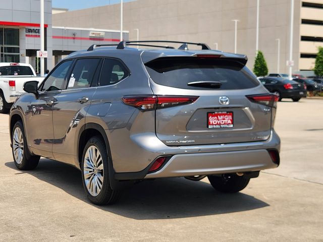 2026 Toyota Highlander Hybrid Platinum - 2