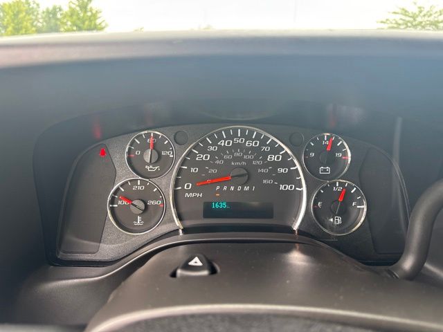 Used 2025 Chevrolet Express 2500 Van